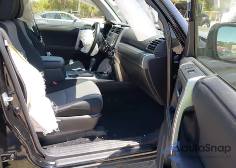 2024 Toyota 4Runner Sr5 from USA, damaged, VIN JTEMU5JR5R6248539